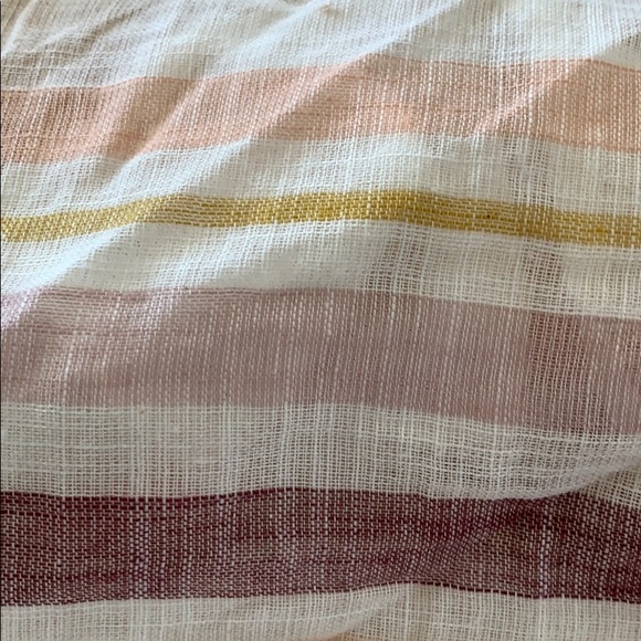 Lightweight Yarn Dye Woven Ruana-76-110 - Picture 2 of 4